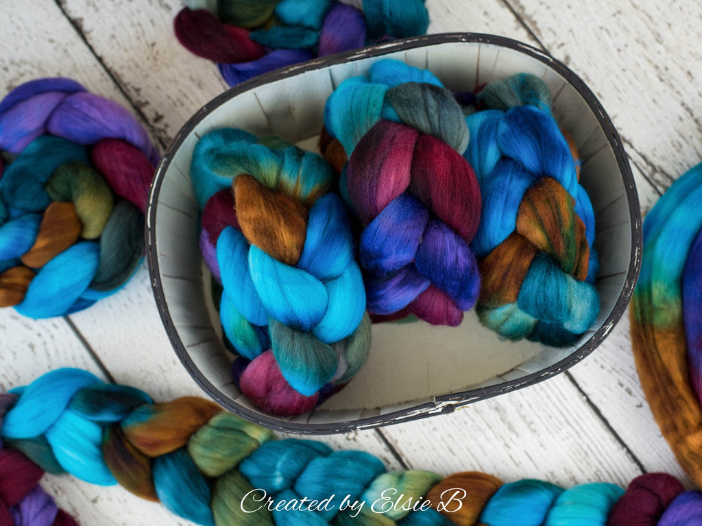 21 micron Merino &#39;Heal&#39; 4 oz combed top, blue wool roving by the pound, teal hand dyed roving, Created by ElsieB purple spinning fiber