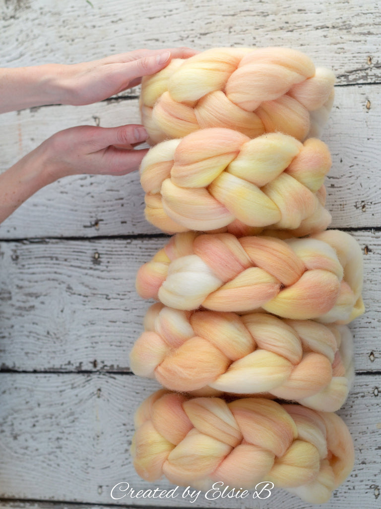 Falkland Merino &#39;Dawn Sky&#39; 4 oz semi-solid spinning fiber, yellow wool roving for spinning, hand dyed roving, CreatedbyElsieB combed top