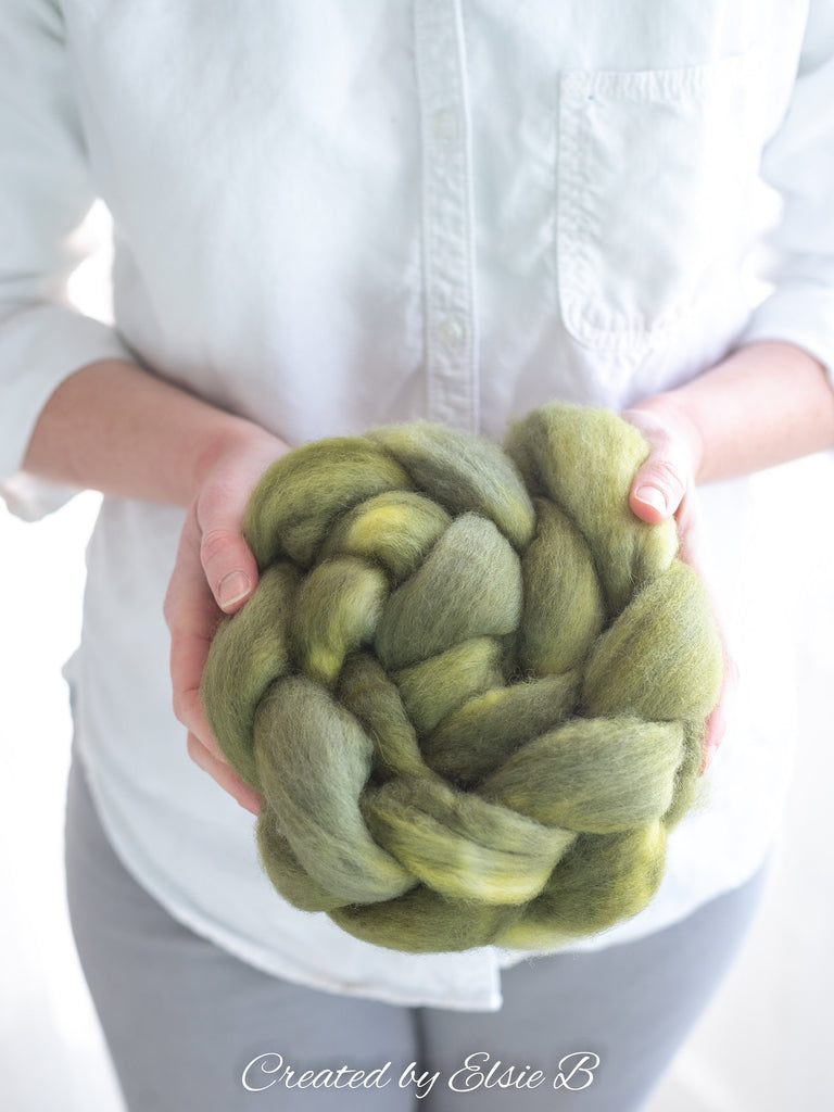 Blue Faced Leicester &#39;Spanish Moss&#39; 4 oz semi-solid green combed top, BFL hand dyed top, spinning fiber, CreatedbyElsieB felting wool roving