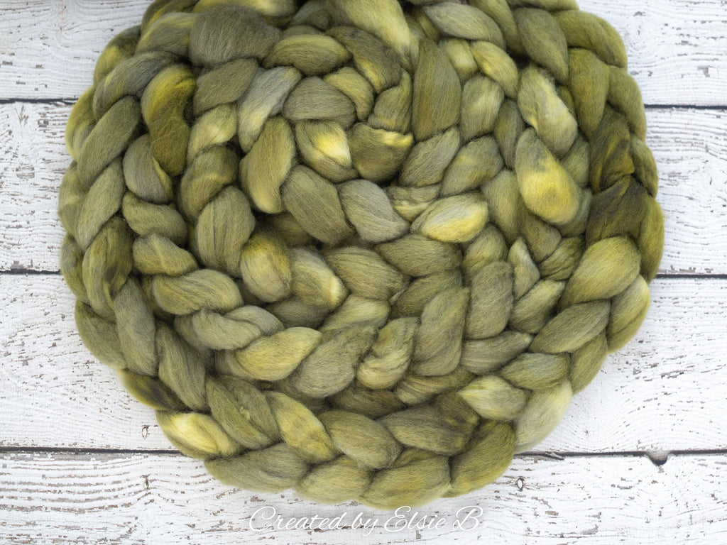 Blue Faced Leicester &#39;Spanish Moss&#39; 4 oz semi-solid green combed top, BFL hand dyed top, spinning fiber, CreatedbyElsieB felting wool roving